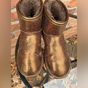 UGG Classic Mini Metallic Sparkle Size 6 Bronze